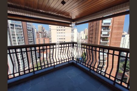 Apartamento à venda com 200m², 5 quartos e 4 vagasVaranda