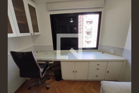 Apartamento à venda com 200m², 5 quartos e 4 vagasQuarto 4