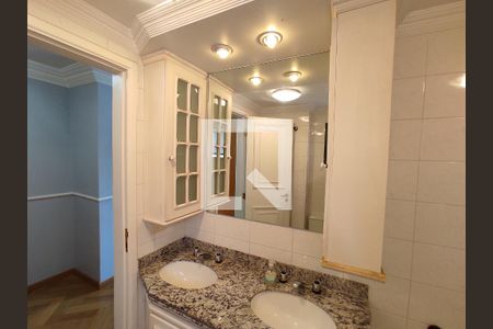 Apartamento à venda com 200m², 5 quartos e 4 vagasQuarto 3/suíte