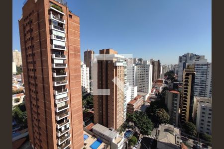 Apartamento à venda com 200m², 5 quartos e 4 vagasVista da varanda
