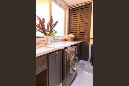 Apartamento à venda com 130m², 1 quarto e sem vagaÁrea de Serviço