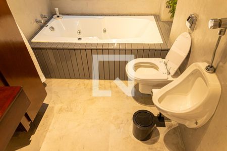 Apartamento à venda com 130m², 1 quarto e sem vagaBanheiro Suíte