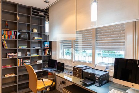 Apartamento à venda com 130m², 1 quarto e sem vagaDetalhe Suíte