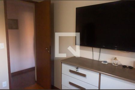 Apartamento à venda com 112m², 3 quartos e 1 vagaSala de TV