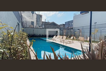 Studio à venda com 38m², 2 quartos e sem vaga Studio à venda com 38m², 2 quartos e sem vagaÁrea comum - Piscina