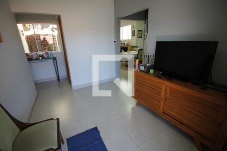 SALA TV de casa à venda com 5 quartos, 360m² em Maria Goretti, Belo Horizonte