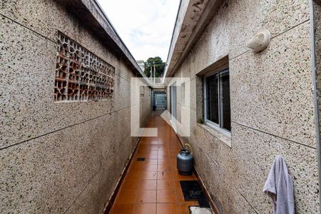 Casa à venda com 200m², 3 quartos e 1 vagaCorredor