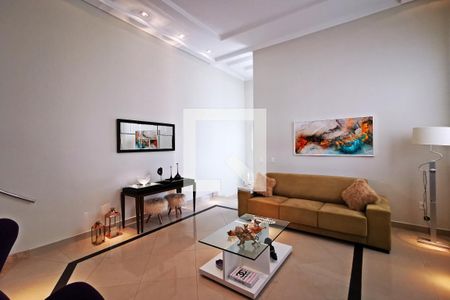 Casa de condomínio à venda com 585m², 5 quartos e 6 vagasSala