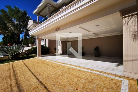 Casa de condomínio à venda com 585m², 5 quartos e 6 vagasÁrea Comum