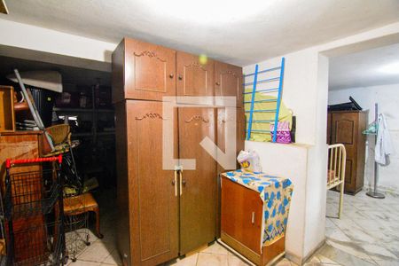 Casa à venda com 150m², 7 quartos e 1 vaga Casa à venda com 150m², 7 quartos e 1 vagaQuarto 5