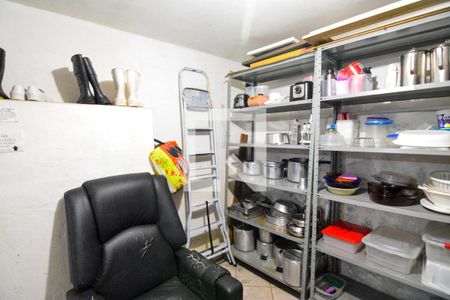 Casa à venda com 150m², 7 quartos e 1 vaga Casa à venda com 150m², 7 quartos e 1 vagaQuarto 5