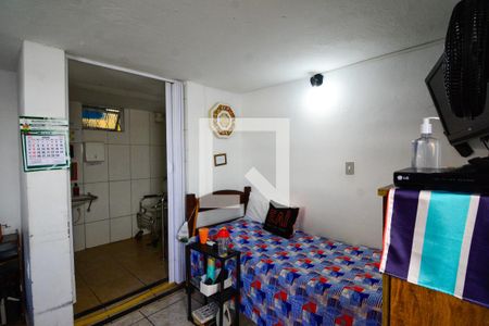 Casa à venda com 150m², 7 quartos e 1 vaga Casa à venda com 150m², 7 quartos e 1 vagaQuarto 1