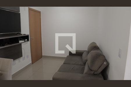 Sala de apartamento para alugar com 2 quartos, 42m² em Jardim Esmeraldina, Campinas