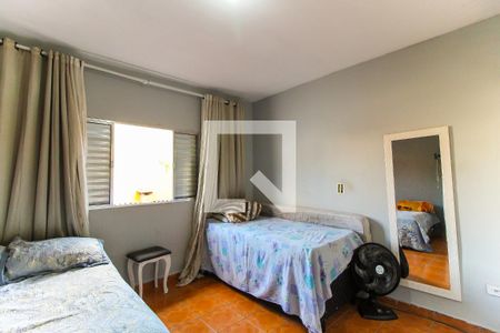 Quarto 1 de casa à venda com 2 quartos, 100m² em Vila Regina, São Paulo
