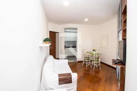 Sala de apartamento para alugar com 1 quarto, 40m² em Savassi, Belo Horizonte