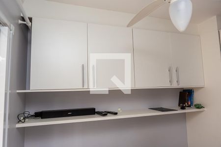 Apartamento à venda com 31m², 1 quarto e sem vagaQuarto - Armários