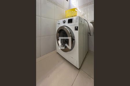 Apartamento à venda com 64m², 2 quartos e 1 vaga Apartamento à venda com 64m², 2 quartos e 1 vagaÁrea de Serviço