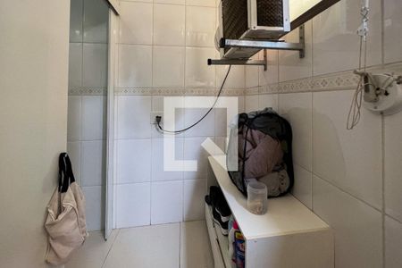 Apartamento à venda com 64m², 2 quartos e 1 vaga Apartamento à venda com 64m², 2 quartos e 1 vagaÁrea de Serviço
