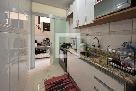 Apartamento à venda com 64m², 2 quartos e 1 vaga Apartamento à venda com 64m², 2 quartos e 1 vagaCozinha