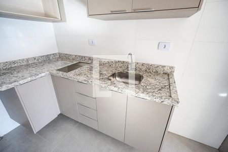 Studio para alugar com 24m², 1 quarto e sem vaga Studio para alugar com 24m², 1 quarto e sem vagaPia