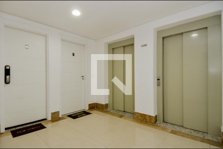 Apartamento à venda com 61m², 2 quartos e 2 vagasHall de Entrada