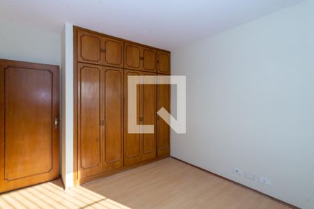 Apartamento para alugar com 296m², 3 quartos e 3 vagas Apartamento para alugar com 296m², 3 quartos e 3 vagasQuarto 2