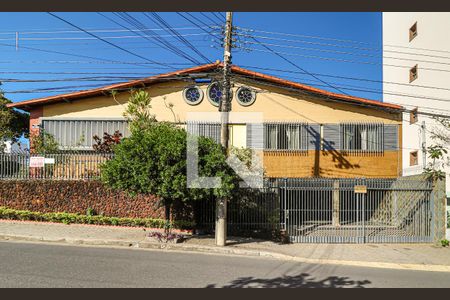 Casa à venda com 493m², 6 quartos e 3 vagasFachada