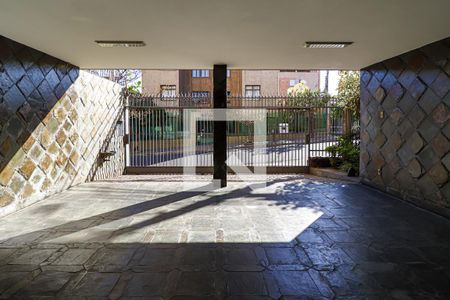 Casa à venda com 493m², 6 quartos e 3 vagasGaragem