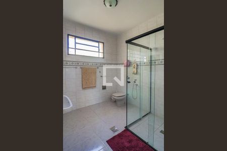 Casa à venda com 493m², 6 quartos e 3 vagasBanheiro do Corredor