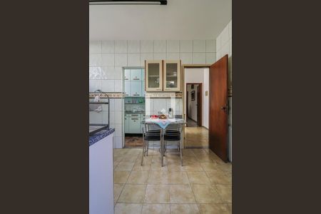 Casa à venda com 493m², 6 quartos e 3 vagasCozinha