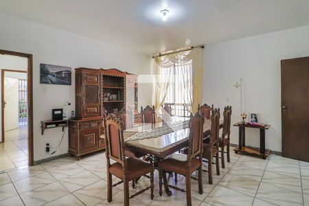Casa à venda com 493m², 6 quartos e 3 vagasSala de Jantar