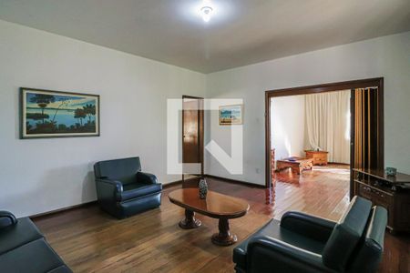 Casa à venda com 493m², 6 quartos e 3 vagasSala 2