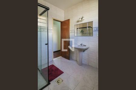 Casa à venda com 493m², 6 quartos e 3 vagasBanheiro do Corredor