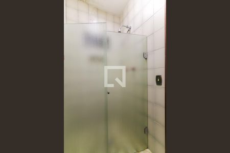 Casa à venda com 1050m², 4 quartos e 2 vagas Casa à venda com 1050m², 4 quartos e 2 vagasBanheiro da Suíte 1