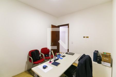 Casa à venda com 1050m², 4 quartos e 2 vagas Casa à venda com 1050m², 4 quartos e 2 vagasQuarto 1