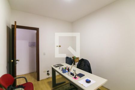 Casa à venda com 1050m², 4 quartos e 2 vagas Casa à venda com 1050m², 4 quartos e 2 vagasQuarto 1