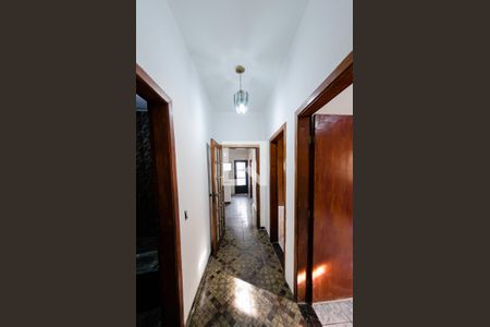 Casa à venda com 160m², 3 quartos e 3 vagas Casa à venda com 160m², 3 quartos e 3 vagasCorredor