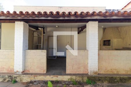 Casa à venda com 297m², 3 quartos e 2 vagasChurrasqueira