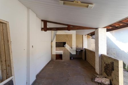 Casa à venda com 297m², 3 quartos e 2 vagasChurrasqueira