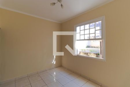 Casa à venda com 297m², 3 quartos e 2 vagasQuarto 03
