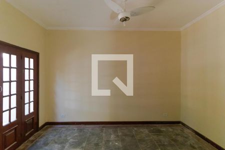 Casa à venda com 297m², 3 quartos e 2 vagasSala 02
