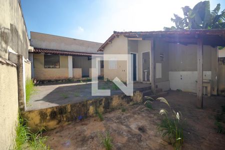 Casa à venda com 297m², 3 quartos e 2 vagasQuintal