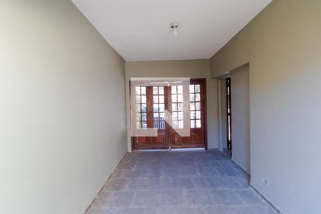 Casa à venda com 297m², 3 quartos e 2 vagasGaragem