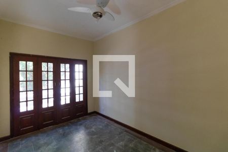 Casa à venda com 297m², 3 quartos e 2 vagasSala 02