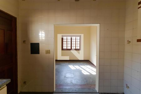 Casa à venda com 297m², 3 quartos e 2 vagasCozinha