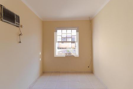 Casa à venda com 297m², 3 quartos e 2 vagasQuarto 02