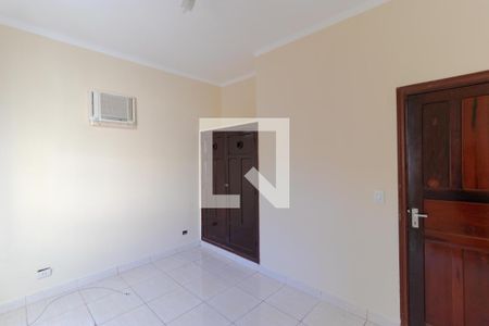 Casa à venda com 297m², 3 quartos e 2 vagasQuarto 03