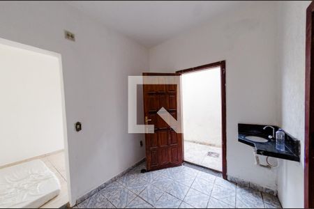 Cozinha de kitnet/studio para alugar com 1 quarto, 21m² em Padre Eustáquio, Belo Horizonte