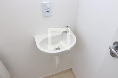 Banheiro de kitnet/studio à venda com 0 quarto, 35m² em Vila Granada, São Paulo