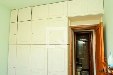 Apartamento para alugar com 80m², 2 quartos e 1 vaga Apartamento para alugar com 80m², 2 quartos e 1 vagaQuarto 1 - Armários